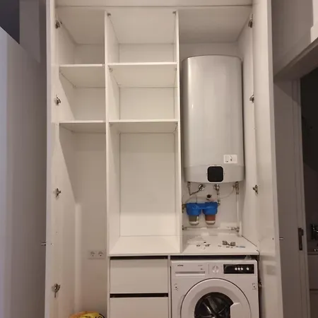Apartment Downtown Luxury Flat With Balcony